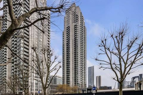 Studio to rent, Pan Peninsula Square, London E14