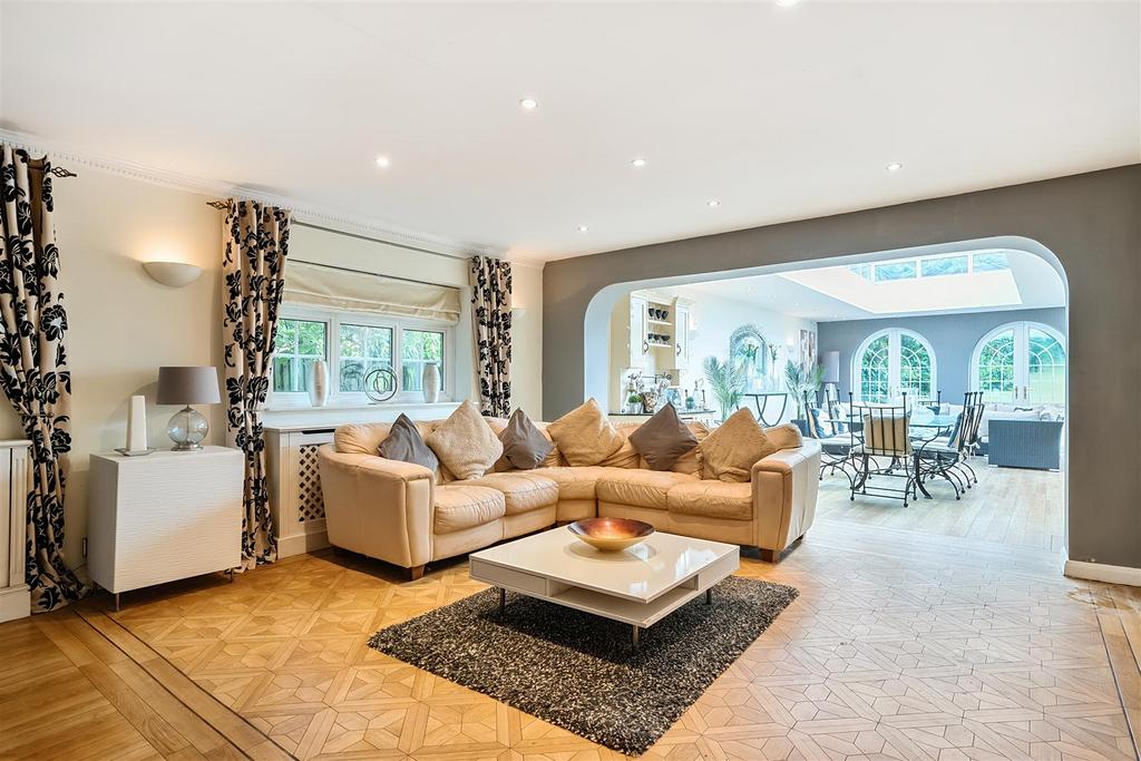 Kitchen/Family Room