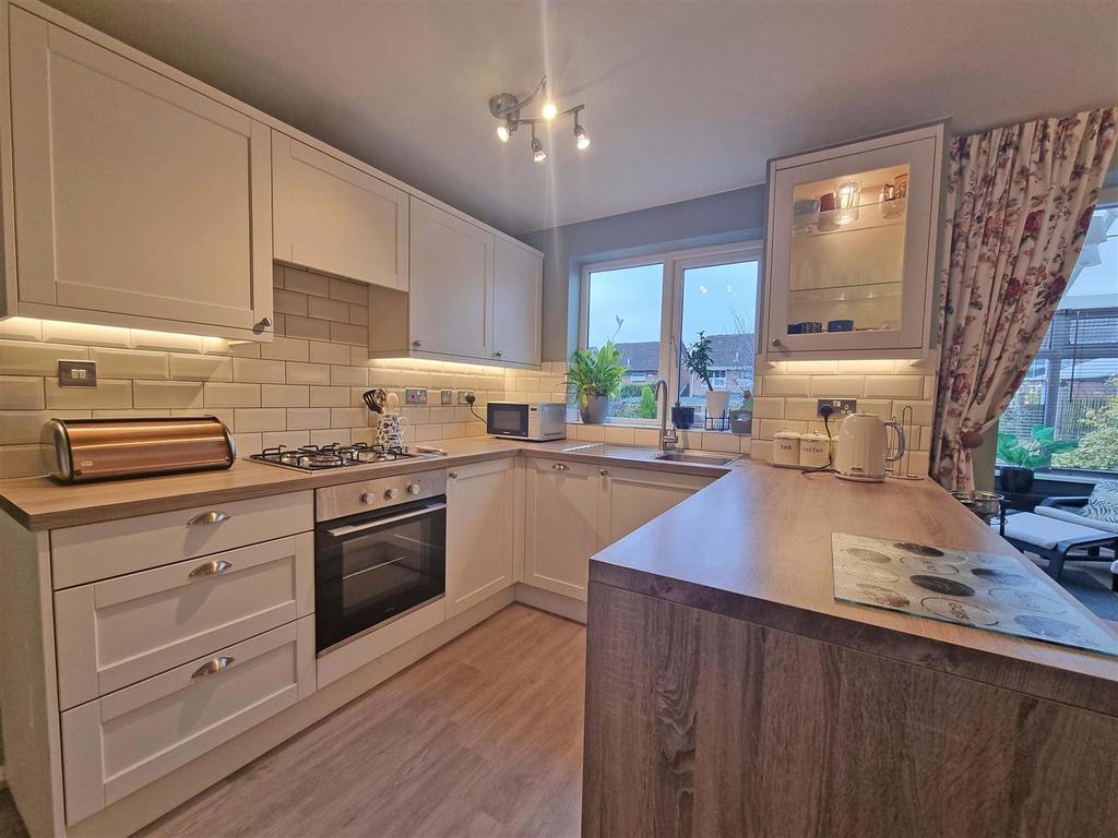 Modern kitchen diner