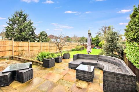 4 bedroom semi-detached house for sale, Barnfield Avenue, Shirley Park