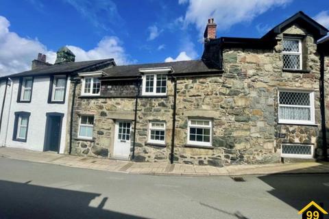 2 bedroom terraced house for sale, Meyrick Square, Dolgellau, Gwynedd, LL40