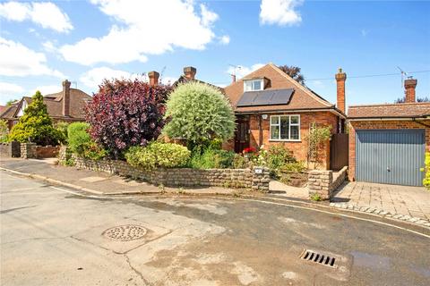 3 bedroom bungalow for sale, Amberley Close, Harpenden, Hertfordshire, AL5