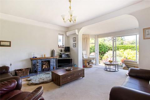 3 bedroom bungalow for sale, Amberley Close, Harpenden, Hertfordshire, AL5