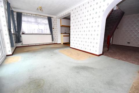 53 Ashcombe, Rochford, SS4 1SL