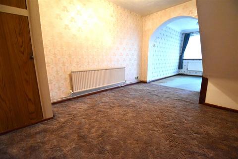 53 Ashcombe, Rochford, SS4 1SL