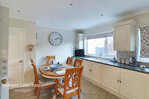 3 bedroom detached house for sale, Weaver Close, Sandbach