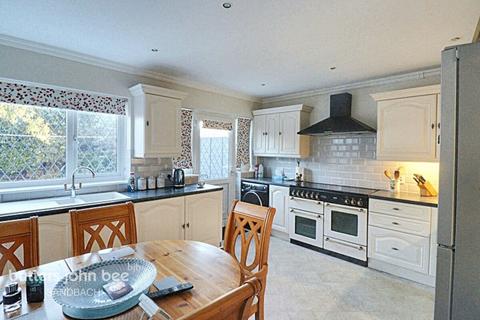 3 bedroom detached house for sale, Weaver Close, Sandbach