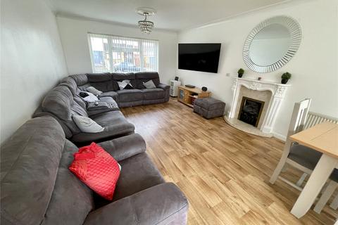 24 Bramble Road, Leigh-on-sea, SS9 5HB