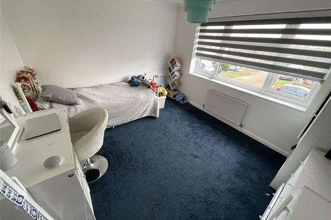 24 Bramble Road, Leigh-on-sea, SS9 5HB