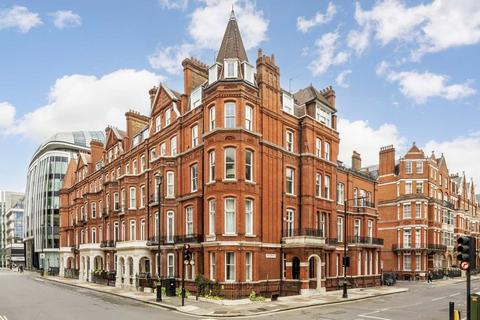 Flat 4, 19 Green Street, London, W1K 6RD