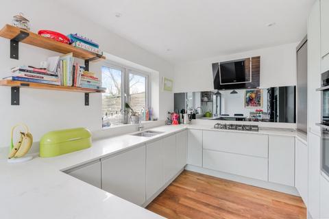 85 Thorndon Gardens, Epsom, KT19 0QD