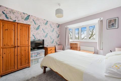 85 Thorndon Gardens, Epsom, KT19 0QD