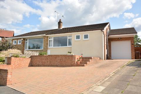 2 bedroom bungalow for sale, Wrenbury Crescent, Cookridge, Leeds