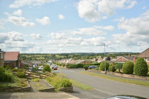 2 bedroom bungalow for sale, Wrenbury Crescent, Cookridge, Leeds