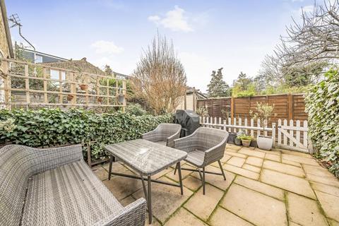 2 bedroom terraced house for sale, Robinson Road, Tooting