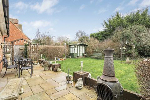 15 Chapel Lane, Sutton Courtenay, Abingdon, OX14 4AN