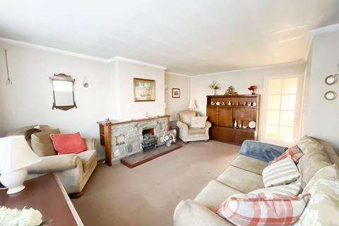 4 bedroom semi-detached house for sale, Rochford SS4