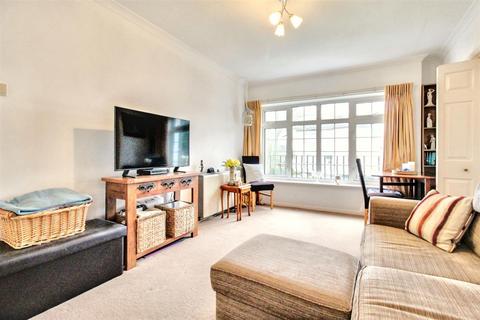 1 bedroom flat for sale, St. Botolphs Road, Worthing