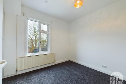 3 bedroom terraced house to rent, Holmsdale Road, Foleshill, Coventry, CV6