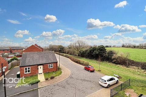 3 bedroom semi-detached house for sale, Maitland Road, Swadlincote