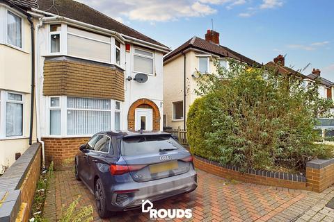 3 bedroom semi-detached house to rent, Derron Avenue, Birmingham, West Midlands