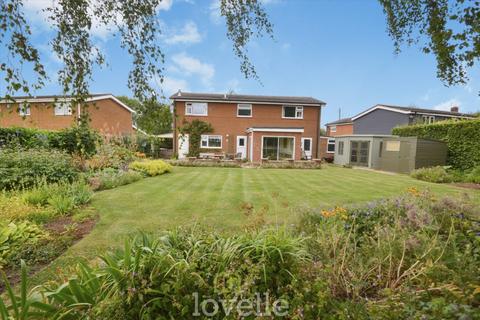 5 bedroom detached house for sale, Tetney Lock Road, Tetney DN36