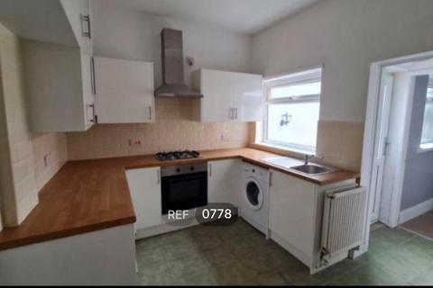 2 bedroom terraced house to rent, 79, Raglan Street, HULL, HU5 2JA