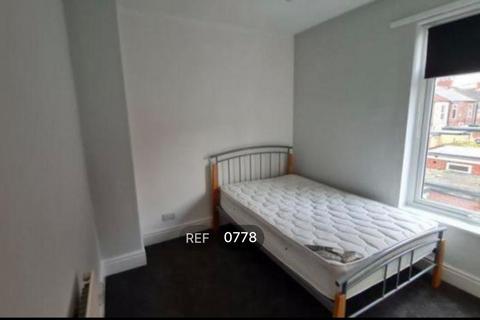 2 bedroom terraced house to rent, 79, Raglan Street, HULL, HU5 2JA