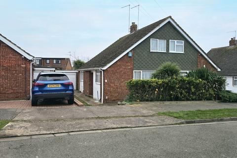 Woodcote Avenue, Parklands, Northampton, NN3 6ER