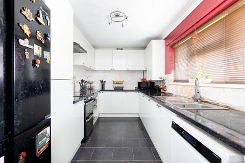 5 bedroom end of terrace house for sale, Eisenhower Place, Shefford SG17