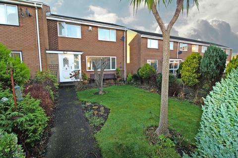 3 bedroom terraced house for sale, St. Cuthberts Court, Blyth, NE24