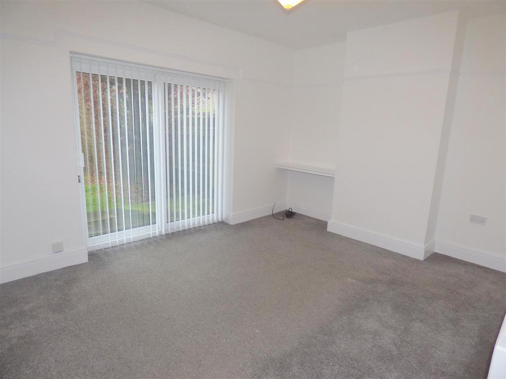 Rear Lounge
