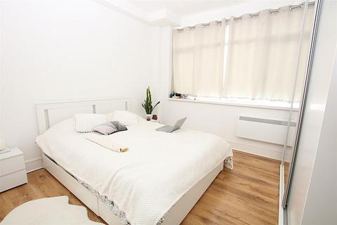 2 bedroom flat for sale, Adnitt Road, Northampton