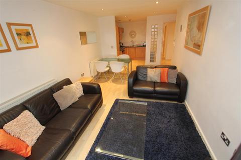 2 bedroom flat to rent, Balmoral Place, Brewery Wharf