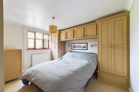 10 Bowbridge Lock, Stroud, GL5 2JZ