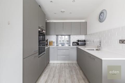 12 Ballard Road, Snodland, ME6 5FW