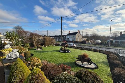 4 bedroom detached bungalow for sale, Coedcae Road, Llanelli