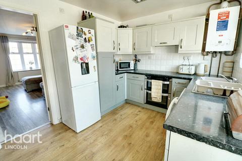 5 Lingfield Close, Saxilby, Lincoln, LN1 2FR