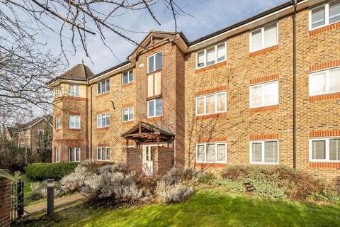 2 bedroom flat for sale, Albemarle Road, Beckenham