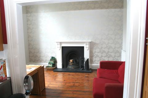 1 bedroom flat to rent, Blackheath Grove, London SE3