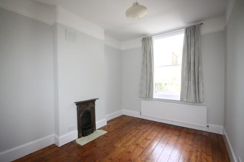 1 bedroom flat to rent, Blackheath Grove, London SE3