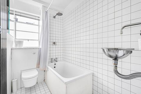 Studio for sale, Taymount Rise, London