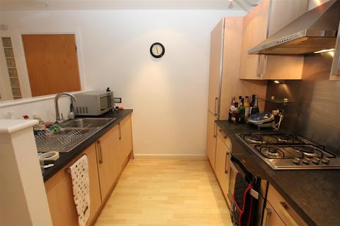 2 bedroom flat to rent, Regents Quay, Brewery Wharf