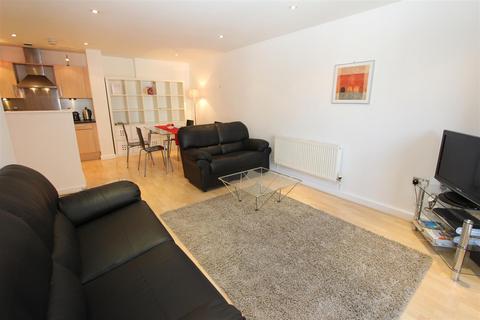 2 bedroom flat to rent, Regents Quay, Brewery Wharf