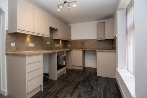 2 bedroom flat to rent, - Main Street, Leeds LS15