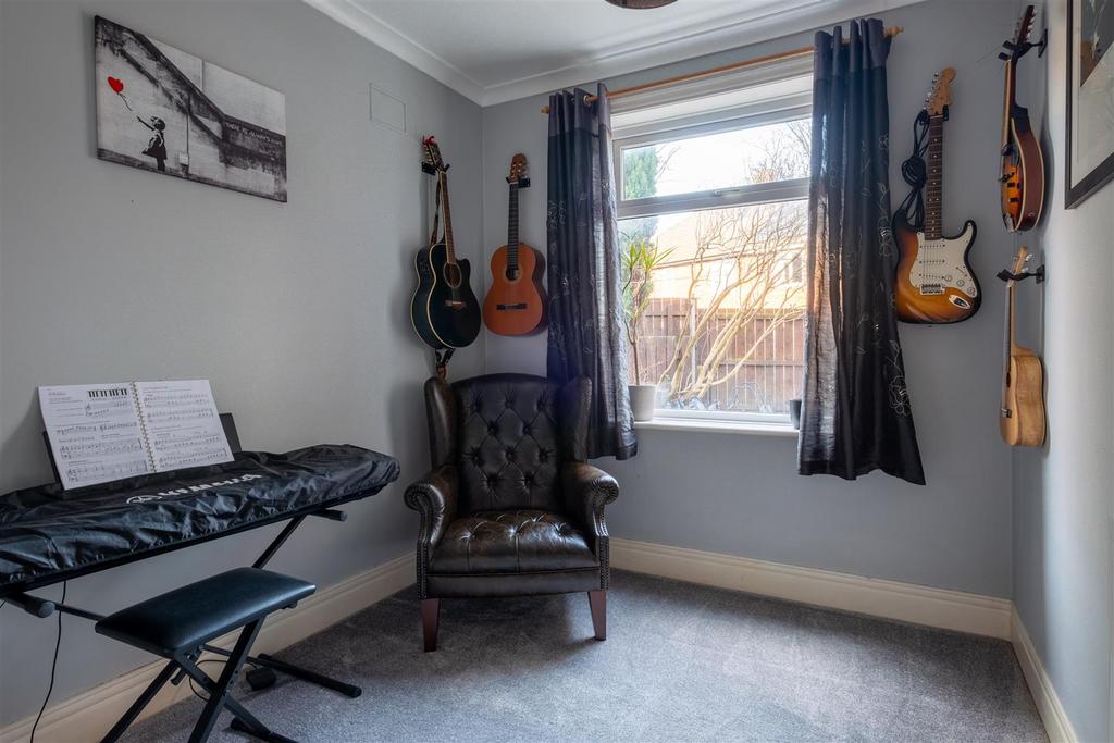 42 Redcar Road-6.jpg