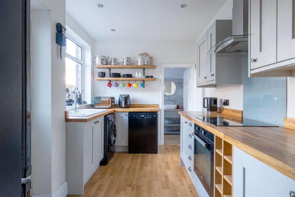 42 Redcar Road-13.jpg