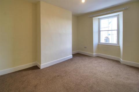 2 bedroom terraced house to rent, Market Place, Barnard Castle DL12