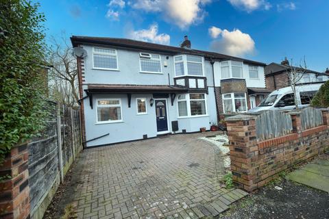 3 bedroom semi-detached house for sale, Roslyn Avenue, Flixton, M41