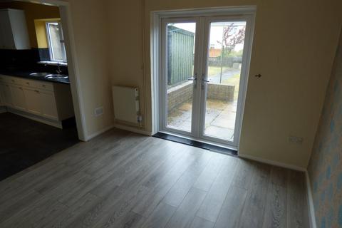 3 bedroom semi-detached house to rent, Caeglas, Cross Hands, Llanelli